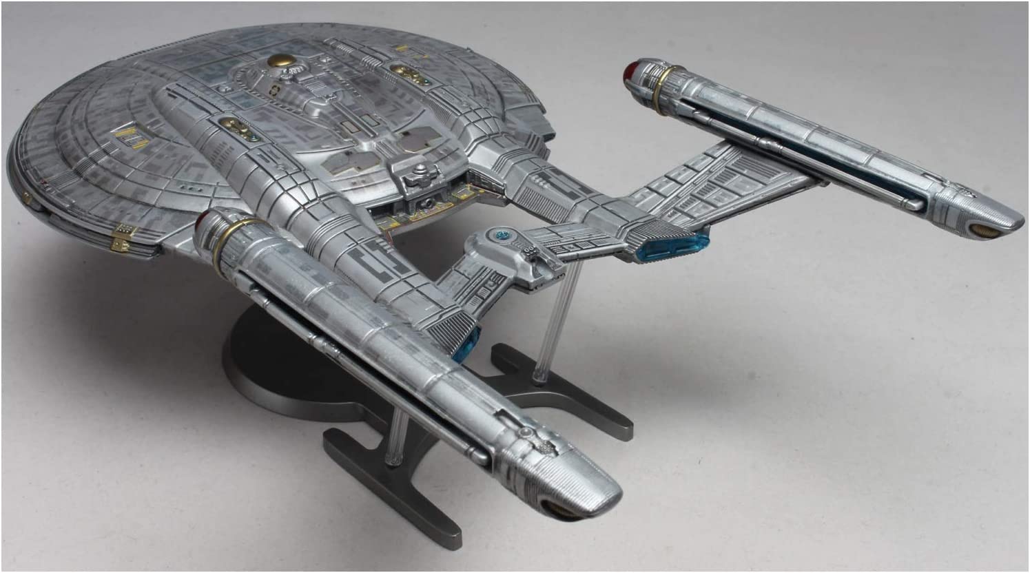 Polar Lights Star Trek USS Enterprise NX-01 1/1000 Scale 966