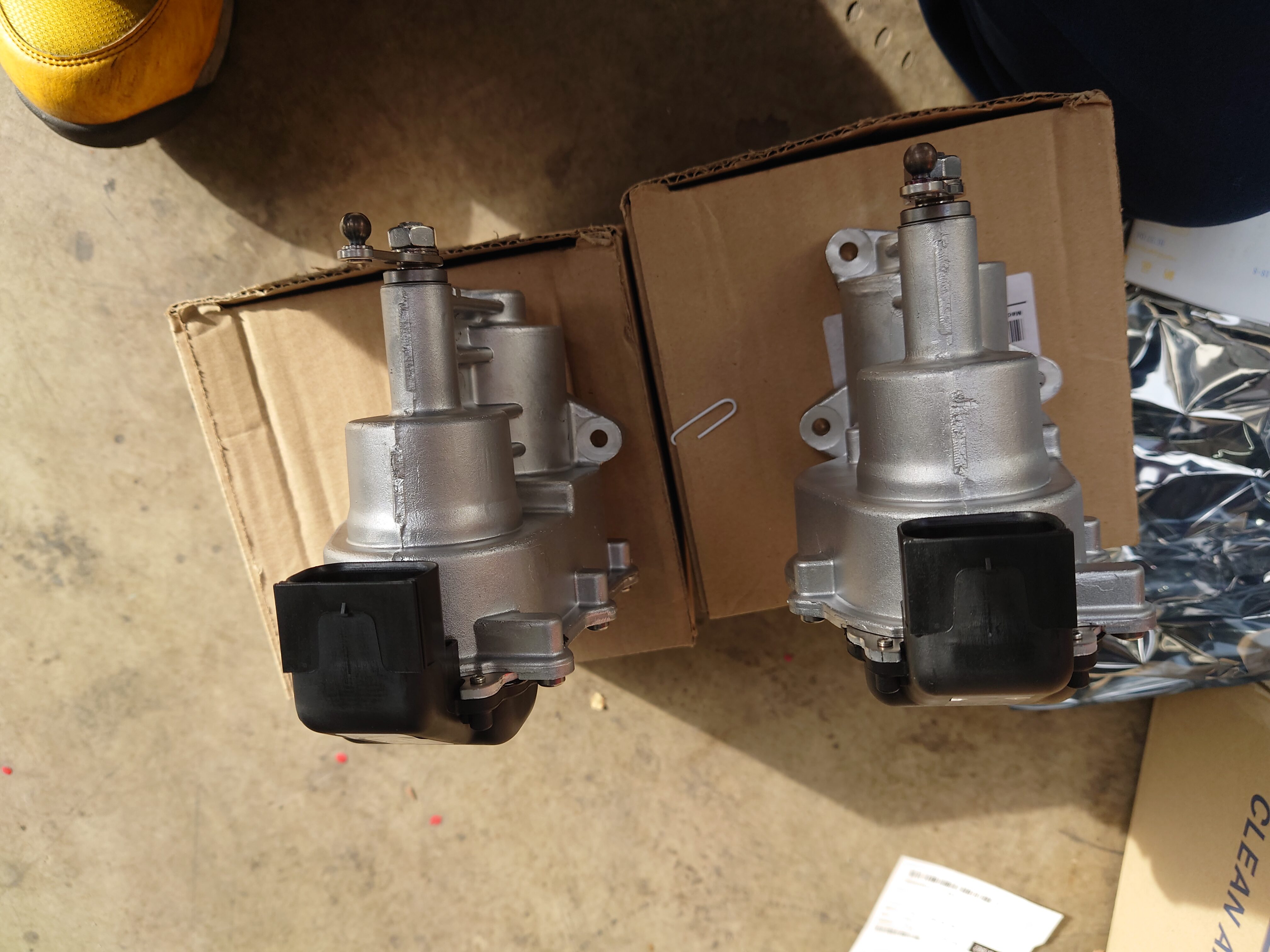 奈良県F様 BMW E92 M3 スロットルバタフライサーボモーター交換 - BMW