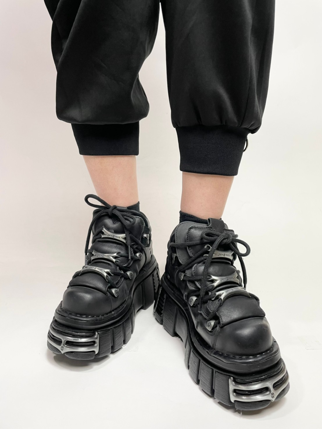 ⭐即納⭐M-106-S112 / プレート / 厚底スニーカー / 本革【NEW ROCK