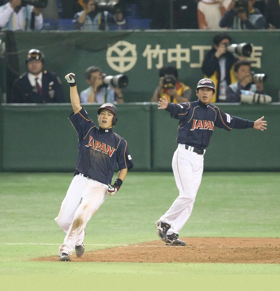 2013年WBCの2次R台湾戦の9回2死二塁、崖っ縁の状況から中前に同点