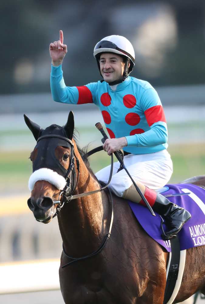 アーモンドアイ18年ぶり満票で年度代表馬！国内敵なし「一番の目標は