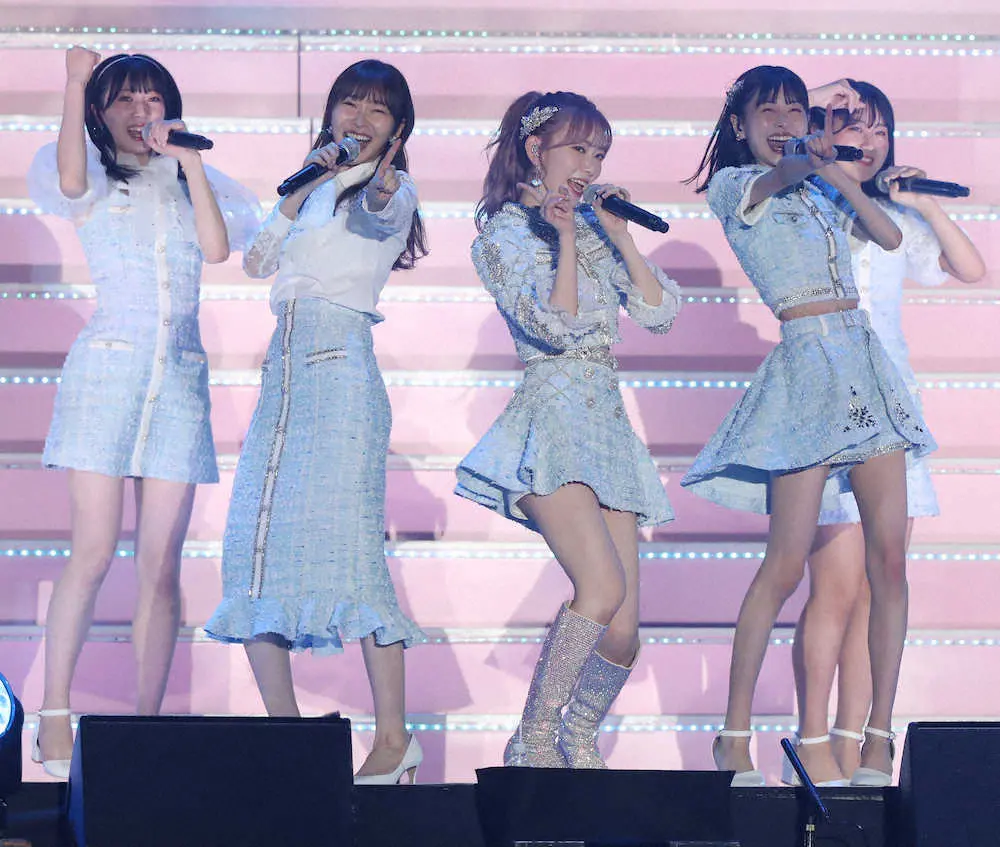 HKT48宮脇咲良卒業コンサート＞アンコール前、サプライズゲストの指原