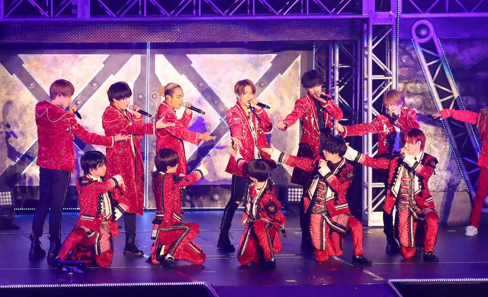 関西ジャニーズJr.コンサートは大盛況 「Aぇ！group」小島は本家顔負け