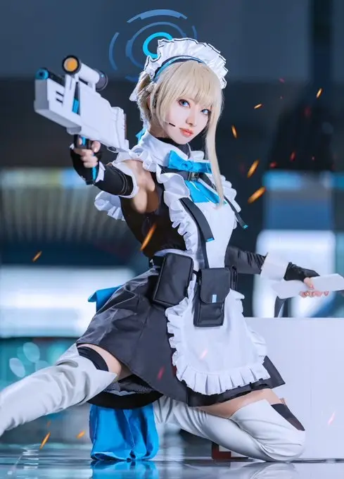 コスプレイヤー・七『ブルーアーカイブ』飛鳥馬トキ 美しさと強さの