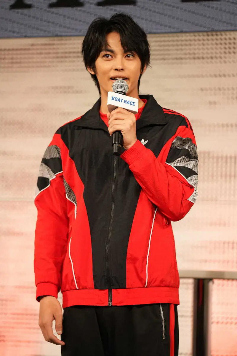 神尾楓珠5年目出演でシリーズ集大成へ ボートレース新CMに笹野高史