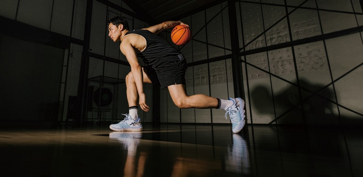 河村勇輝選手×asics アシックスバスケ史上初となるスペシャル