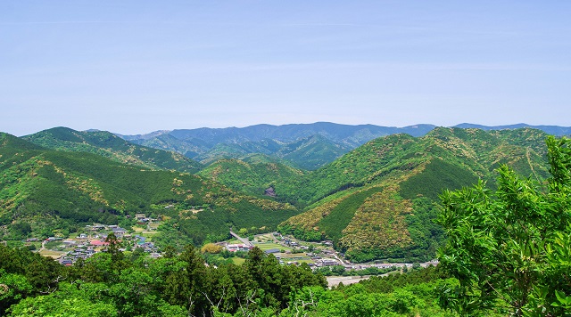 田辺市道の駅っぷ 干支めぐりキャンペーン（巳） - 12言語対応のアプリ