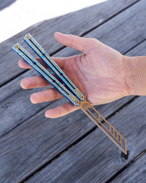 Titanium Engraved Krake Raken Trainer | Squid Industries