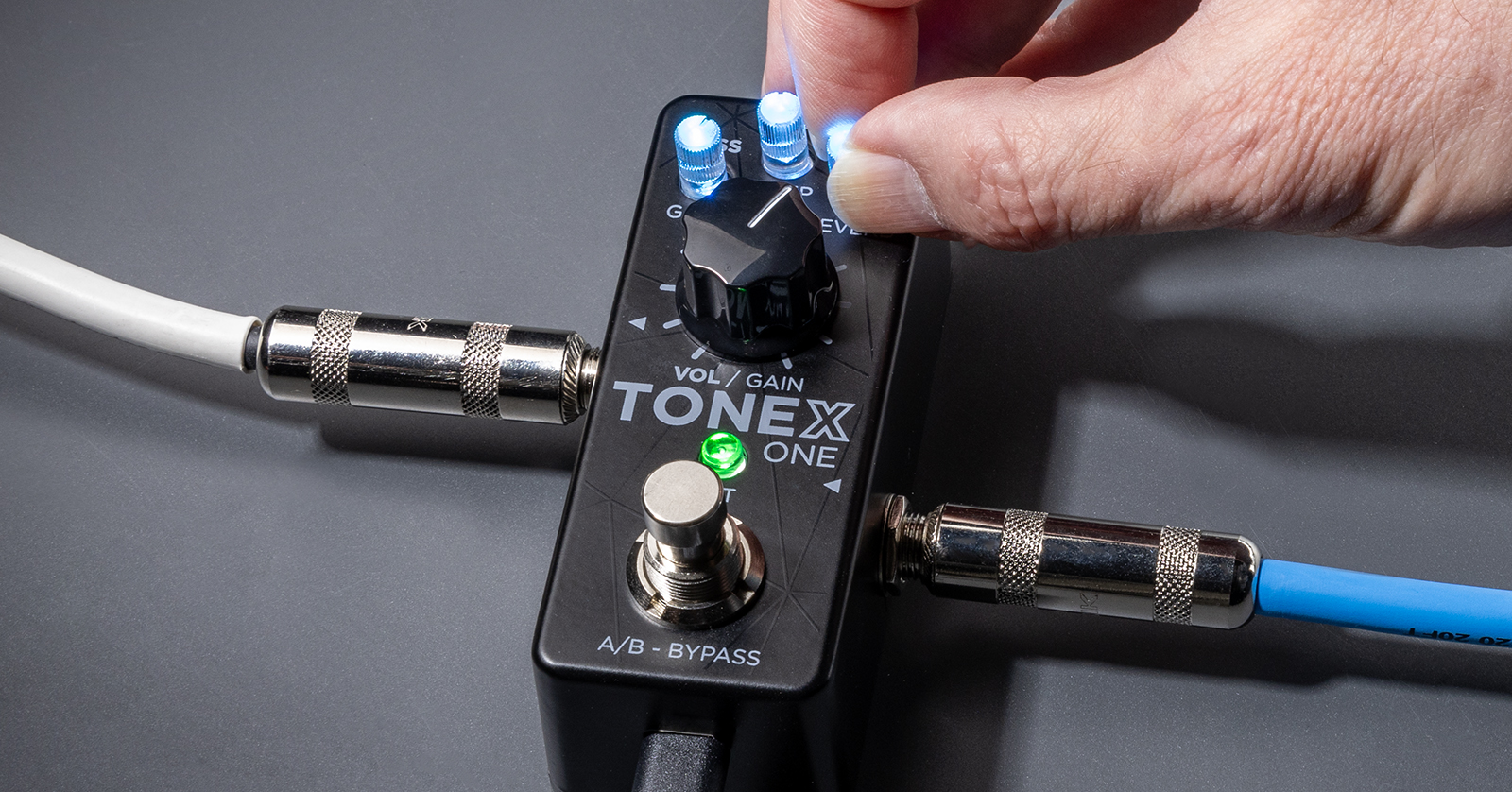 IK Multimedia TONEX ONE Quickstart Guide | Sweetwater