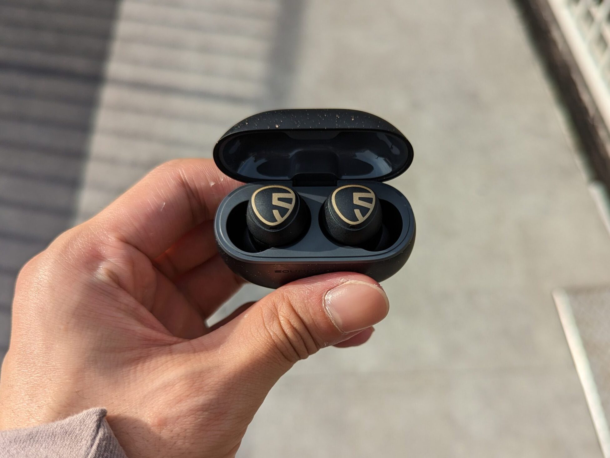 SOUNDPEATS Mini Pro HS】レビュー。超小型なケースでもANCとLDACに