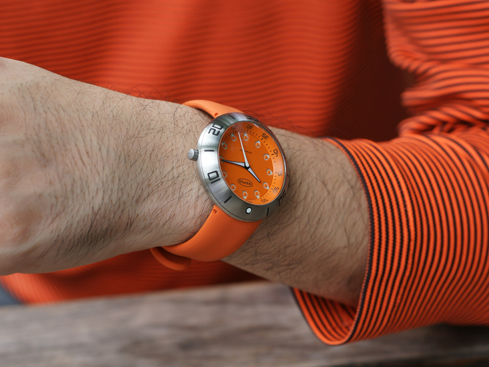 30本限定！30周年記念モデル第4弾】ブランドカラーの鮮やかなオレンジ