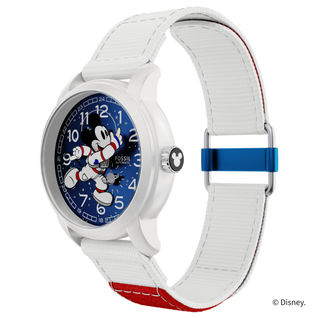 宇宙飛行士に扮したミッキーがかわいすぎる！【ディズニー×フォッシル