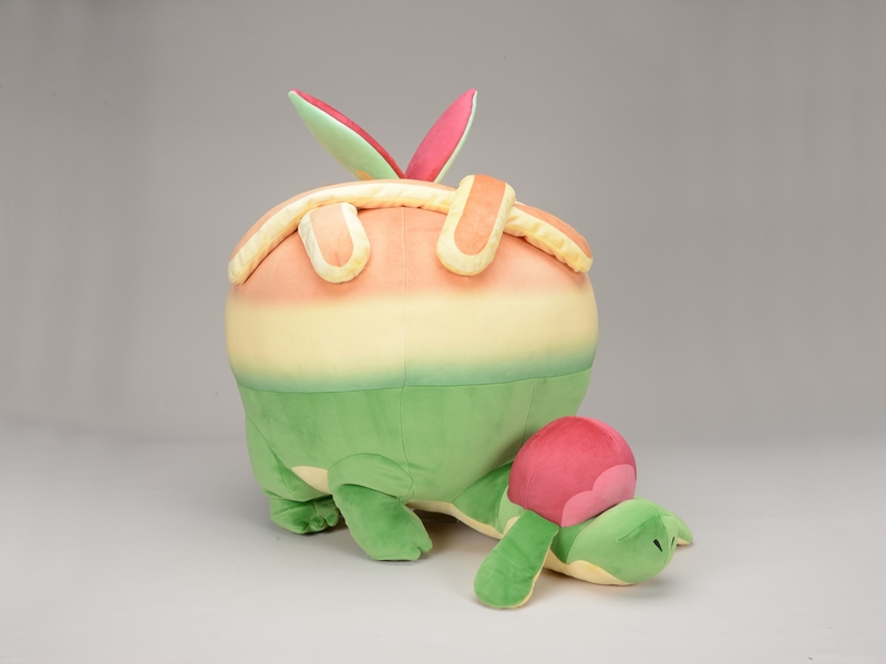 存在感ばつぐん！ タルップルの等身大ぬいぐるみがポケモンセンター