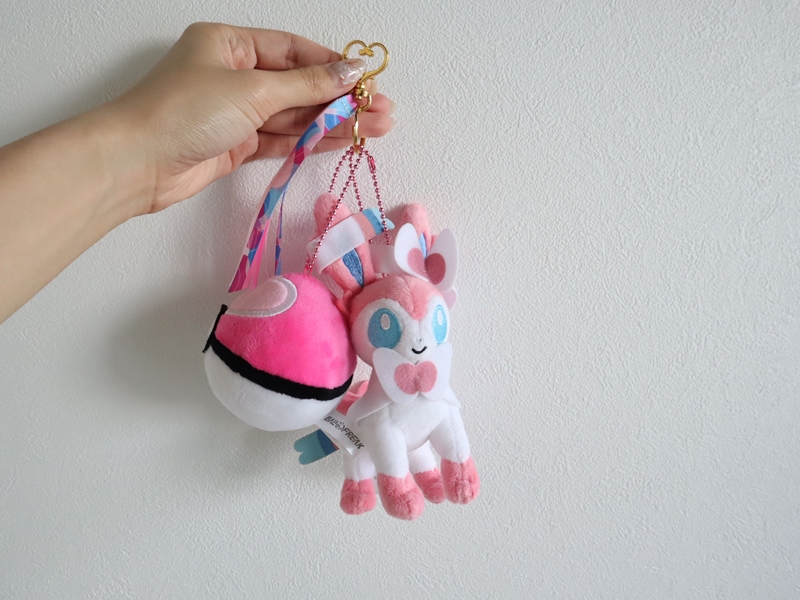 モンスターボールとポケモンの組み合わせをおしゃれに楽しめるグッズ