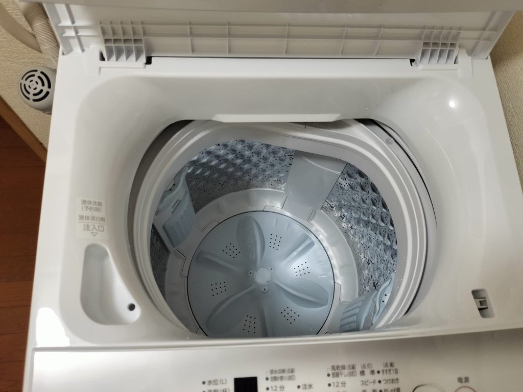 浸透力×洗浄力で、繊維の奥からまっ白！ 東芝ダブルシャワー洗浄で