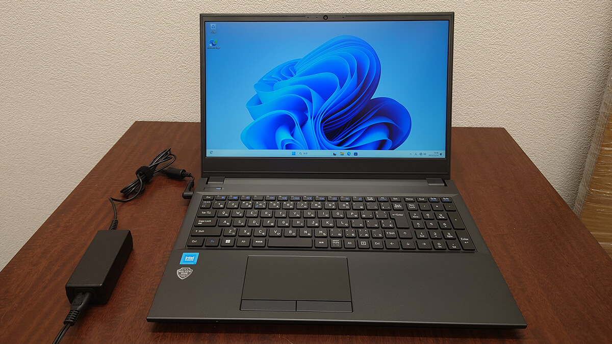 インテル プロセッサー N100搭載15.6型フルHDノートパソコンをフォト