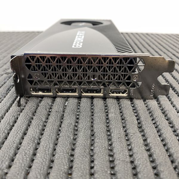 ZOTAC 〔中古〕GeForce RTX3060Ti ZT-A30610A-10BLHR（中古保証1ヶ月間