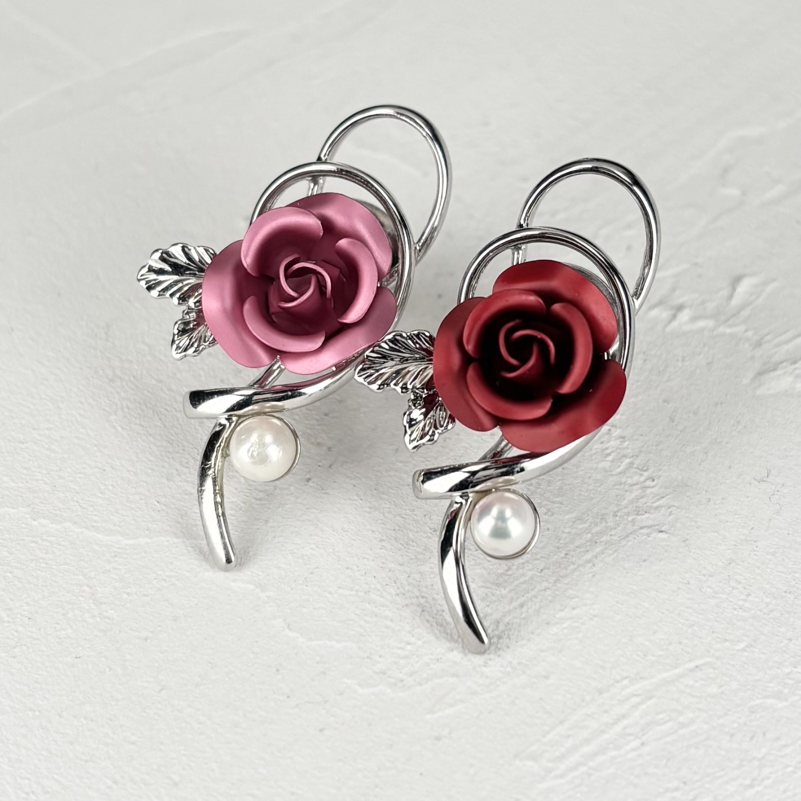 アコヤ本真珠 ピンブローチ 4-4.5mm ホワイト ラウンド 薔薇 モチーフ