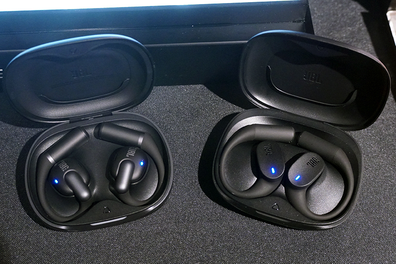 JBL、“ながら聴き”イヤホンのフラグシップ「Sense Pro」8/29クラファン