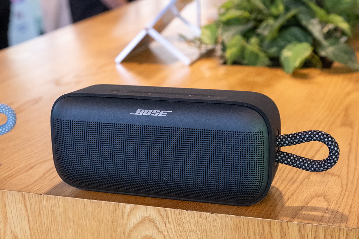 ボーズ、サイズを超えたパワフルなサウンドを実現したポータブル