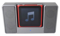 ブライトンネット、iPod nanoと一体化するデザインのスピーカーを発売