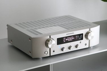 レコードからサブスクまでこれ1台でOK。新時代の正統派プリメイン