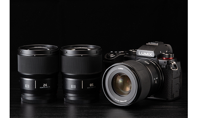 パナソニック、LUMIX Sレンズ「F1.8単焦点シリーズ」特別レビュー (1/4