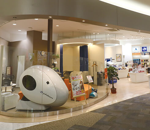 フットケアマシン【FOOTLIGHT（ファイテン フットライト）】 | 製品