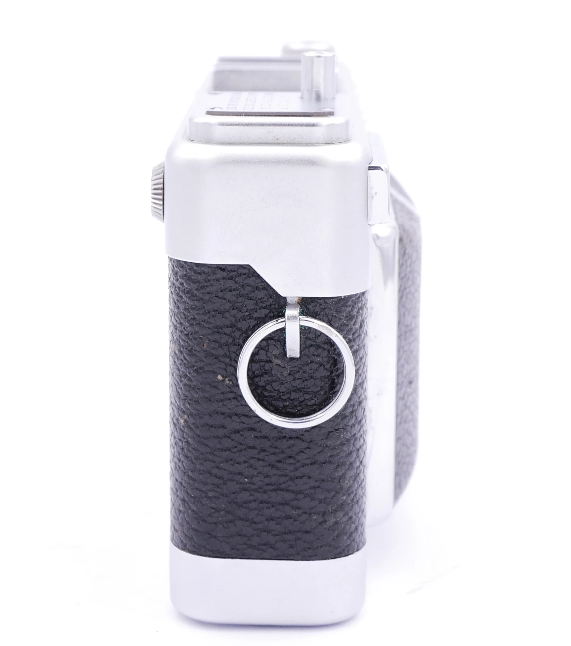 Voigtlander Vitessa with Ultron 50mm F/2 lens