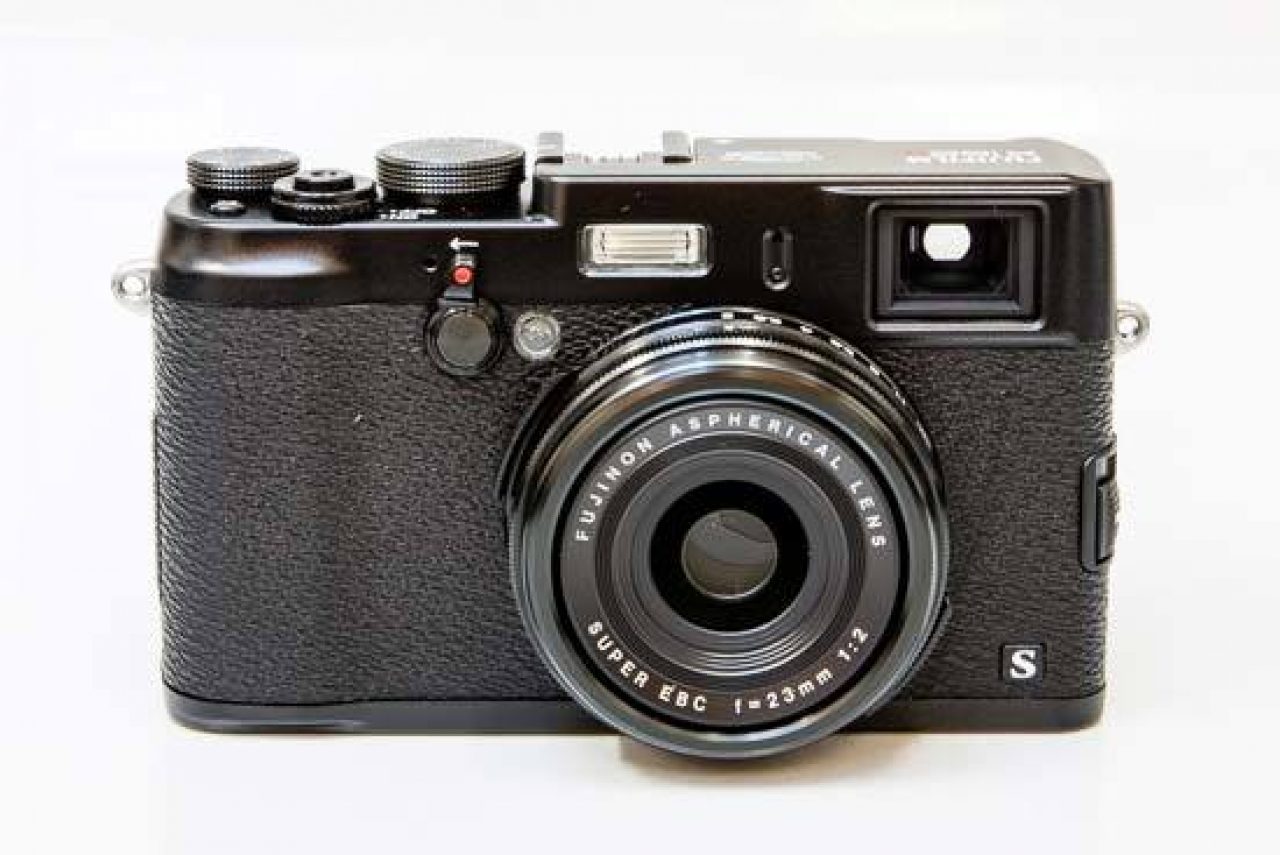 Saturday Spotlight: The Fujifilm X100S Black Edition | Photography