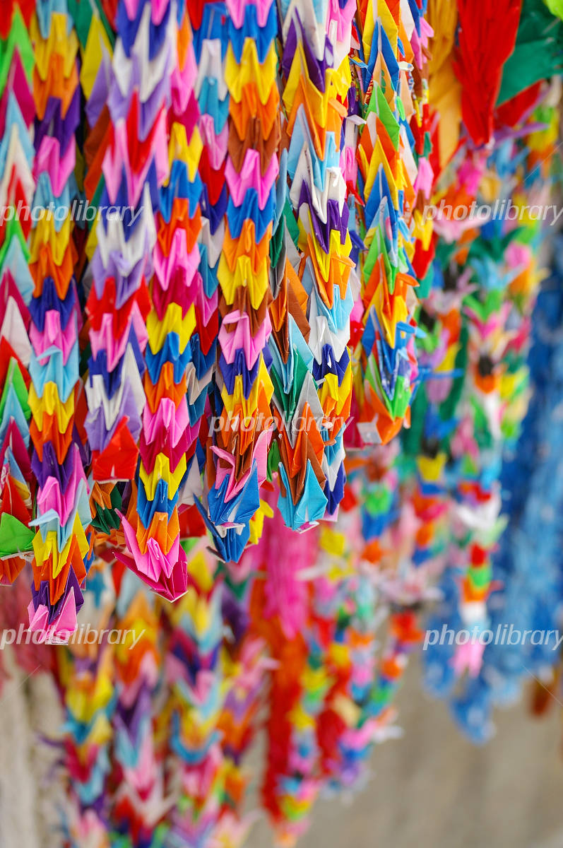 千羽鶴 写真素材 [673854] - フォトライブラリー