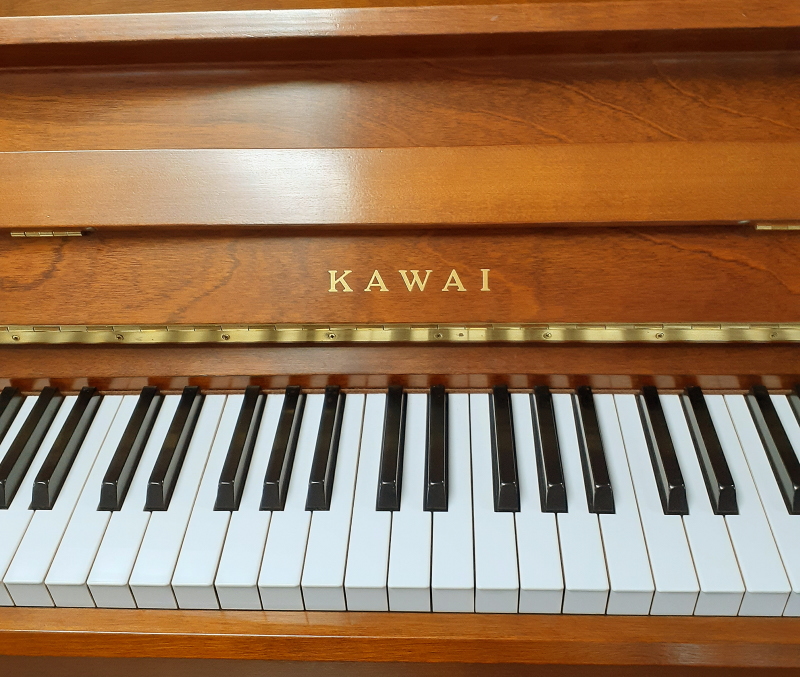 株式会社ピアノプラザ | KAWAI C-113N(2635)