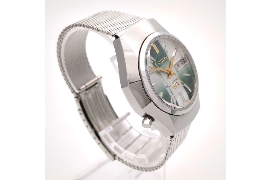 掘り出し物】シチズン コスモトロン 4-790367K｜カットガラスが輝く