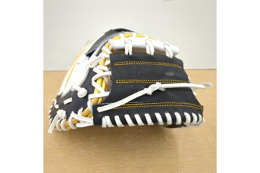 ハイゴールド(Hi-Gold)硬式キャッチャーミット左利き用が入荷致しまし