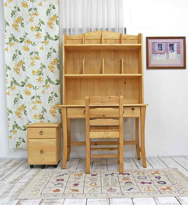 シンプルでたっぷり収納できるバレンシア本棚付きデスクのお声