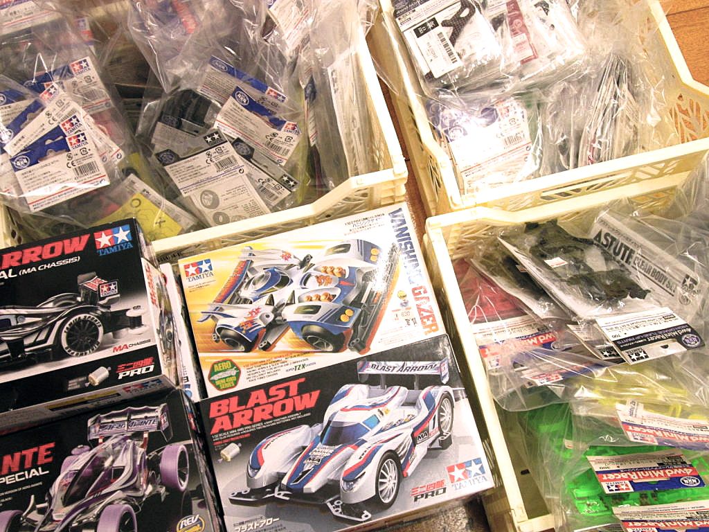 福岡県よりミニ四駆キット・グレードアップパーツ類を買取頂きました