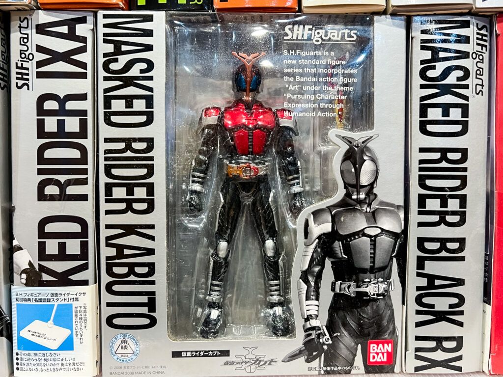 大阪府堺市へ、ROBOT魂やS.H.Figuartsなど500点を超えるフィギュアの