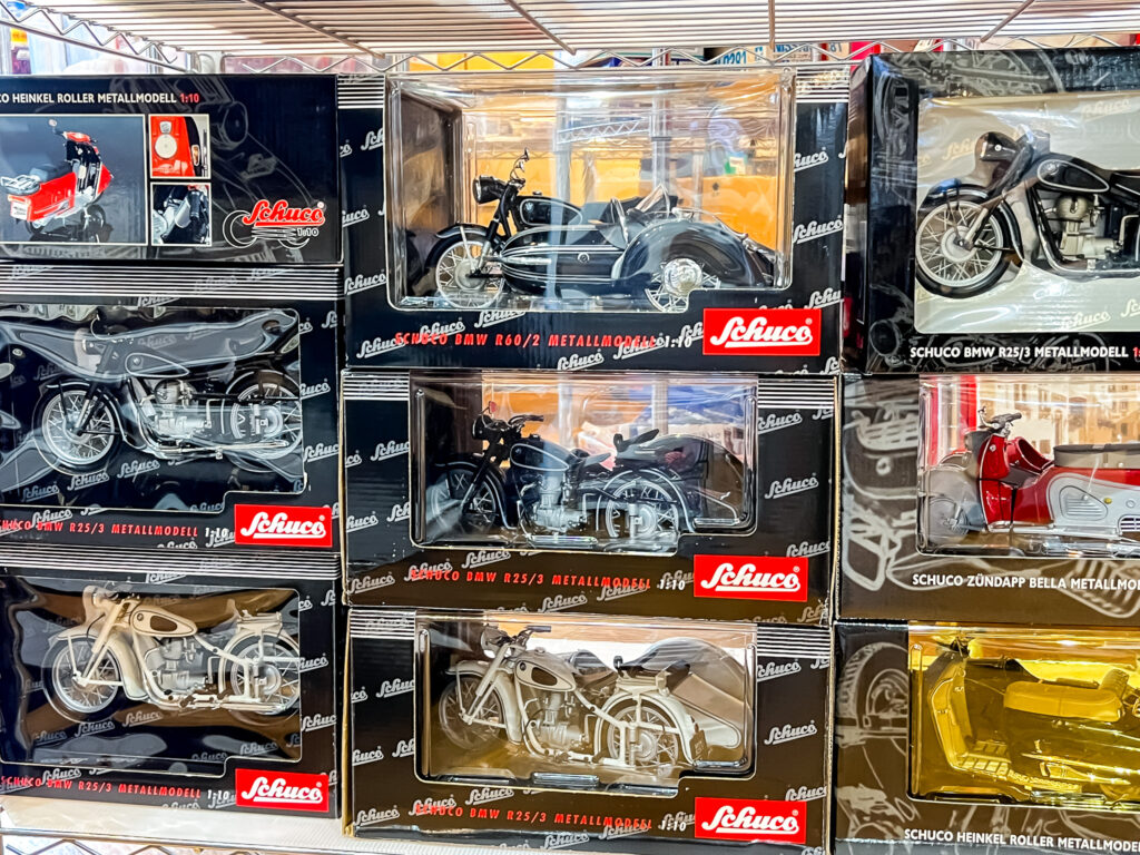 千葉県松戸市より、シュコーなど250点を超える海外製のミニカーを買取