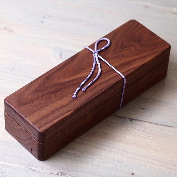 台屋 鰹節削り器 別注青紙×ウォルナット | 食器と料理道具の専門店