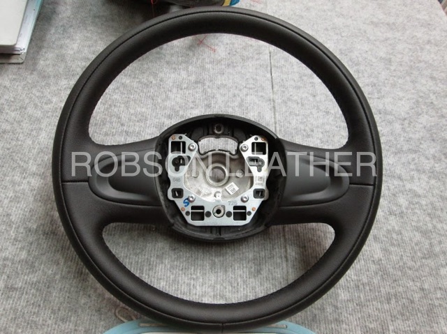 ミニ ミニクーパー R56 純正ステアリングの本革張り替え | 本革