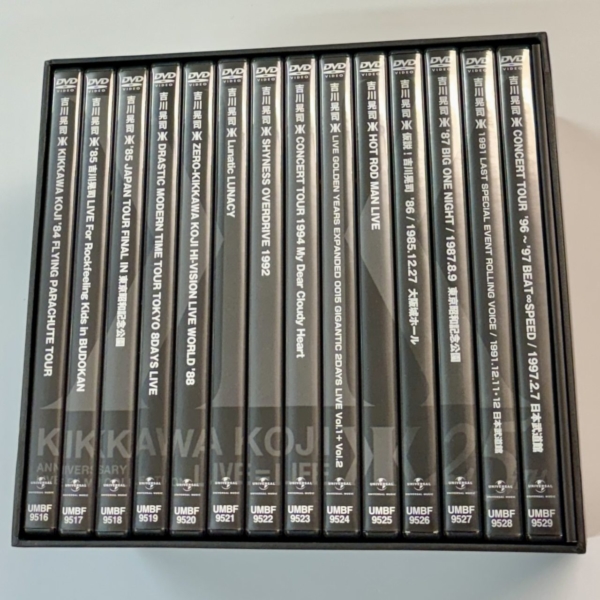 吉川晃司 限定DVD 14枚組 25TH LIVE FILM COLLECTION LIVE=LIFE | 音楽