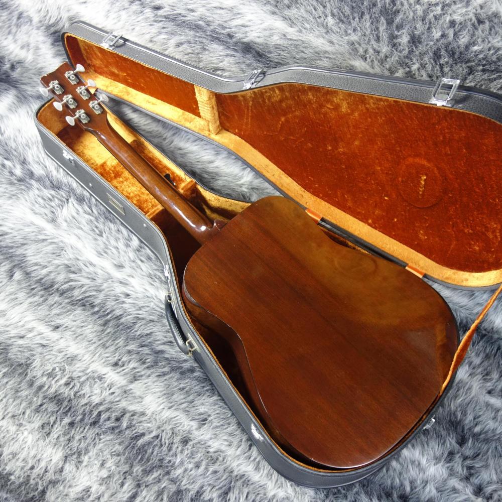 YAMAHA FG-180赤ラベル　調整済み YAMAHA FG-180(ヤマハ 赤ラベル)の解説と無料イラスト | ギター図鑑