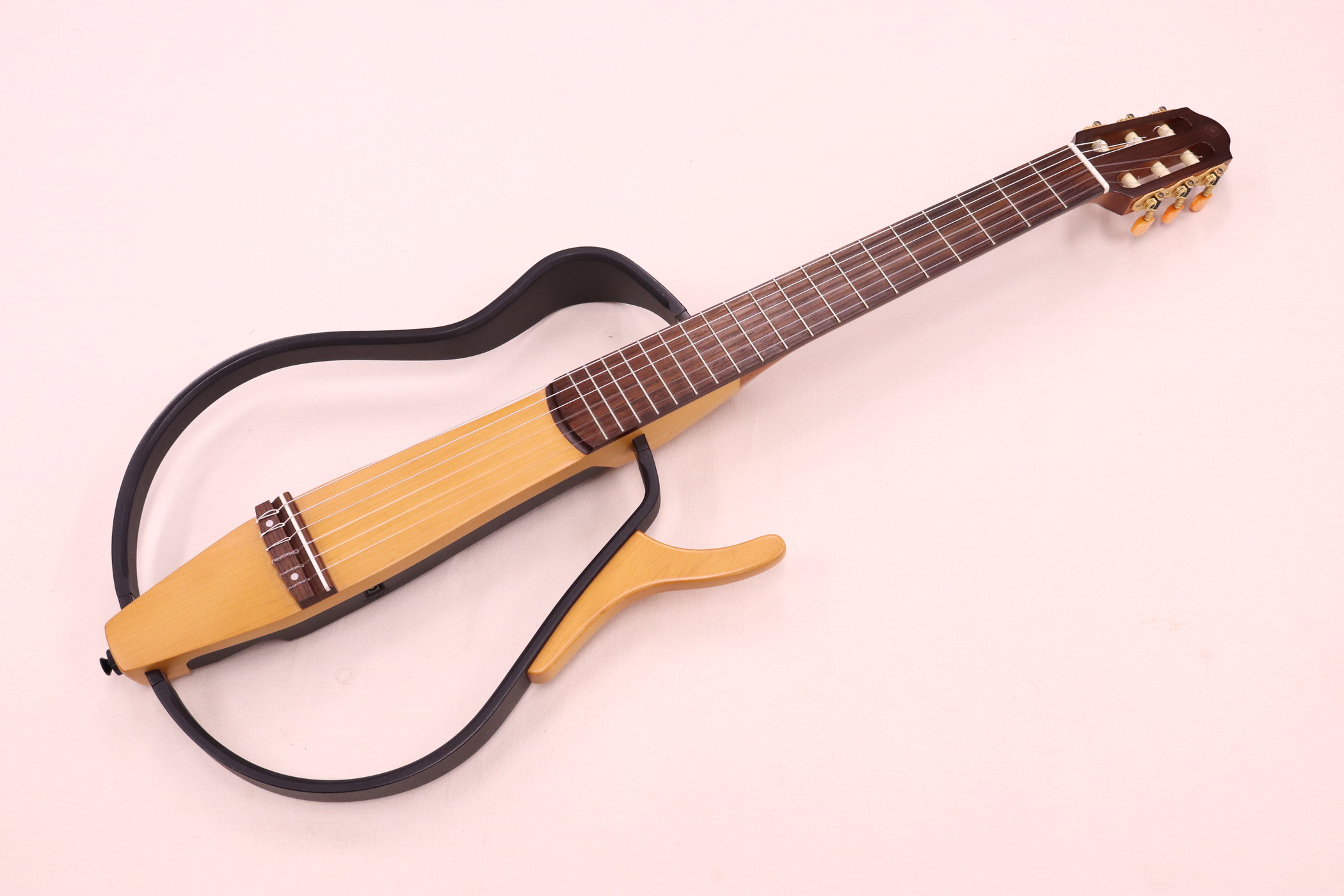 YAMAHA ヤマハ サイレントギター SLG-100N(ナイロン弦タイプ) [中古品