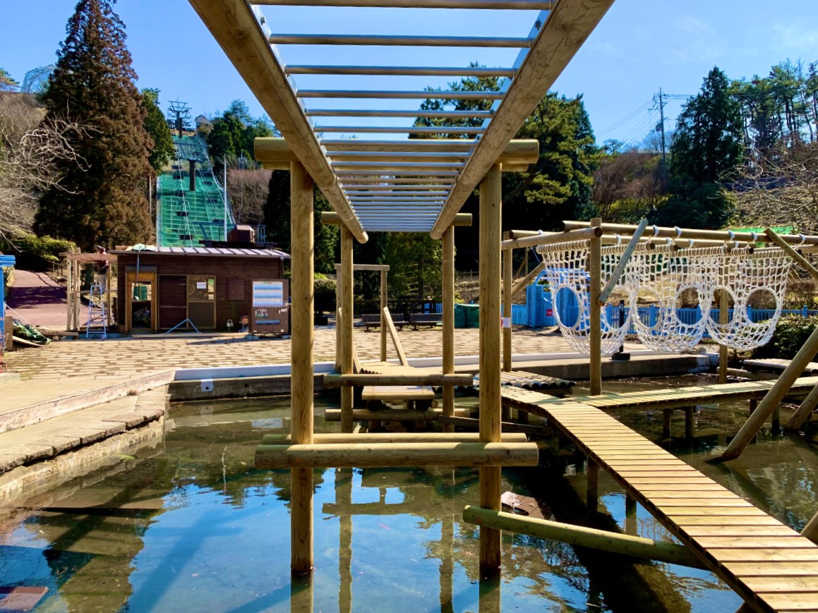 長い長い水上うんてい | 水上アスレチック |【日本最大級】六甲山