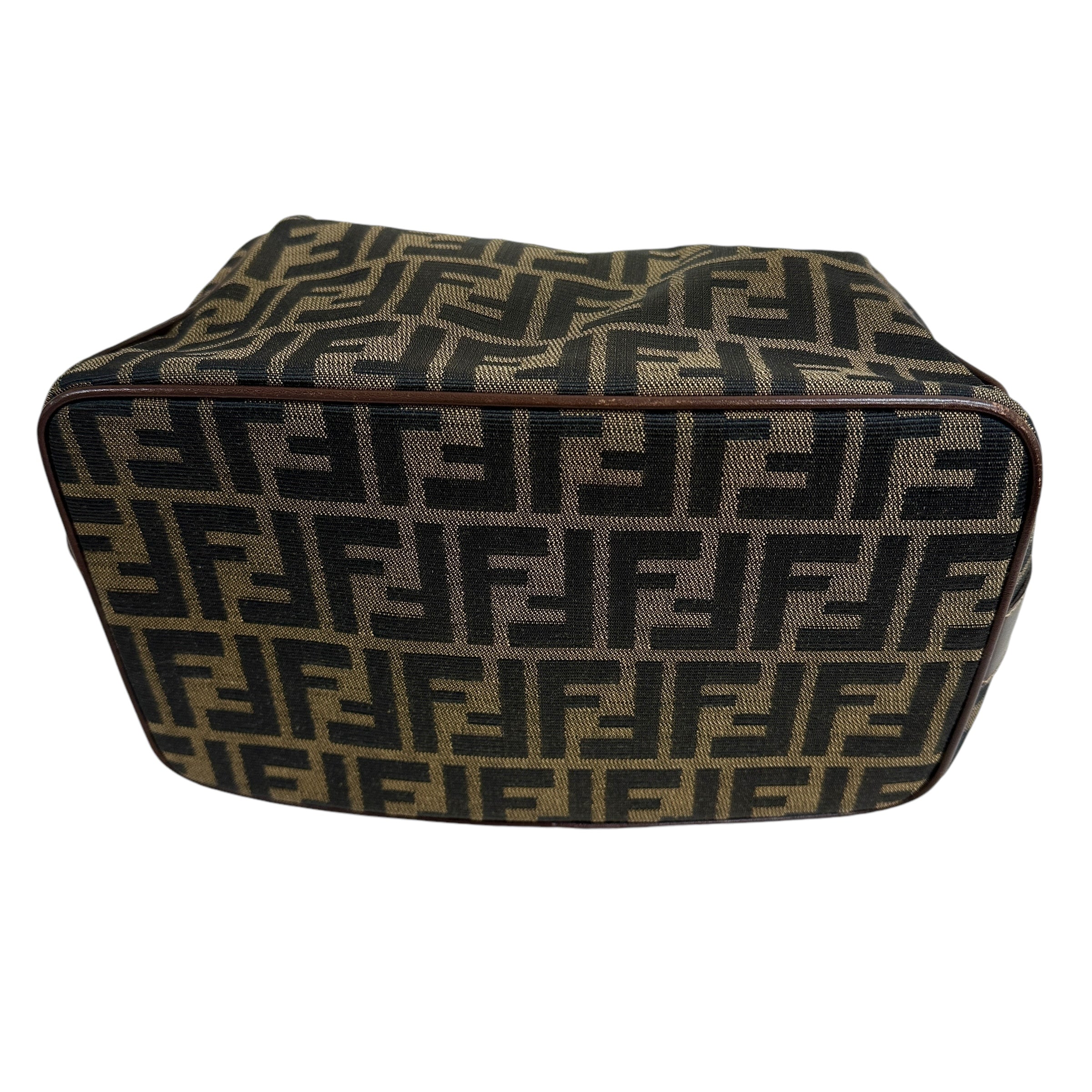 FENDI フェンディ ズッカ バニティバッグ