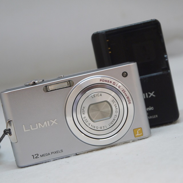 パナソニック デジタルカメラ ルミックス DMC-FX60買取しました