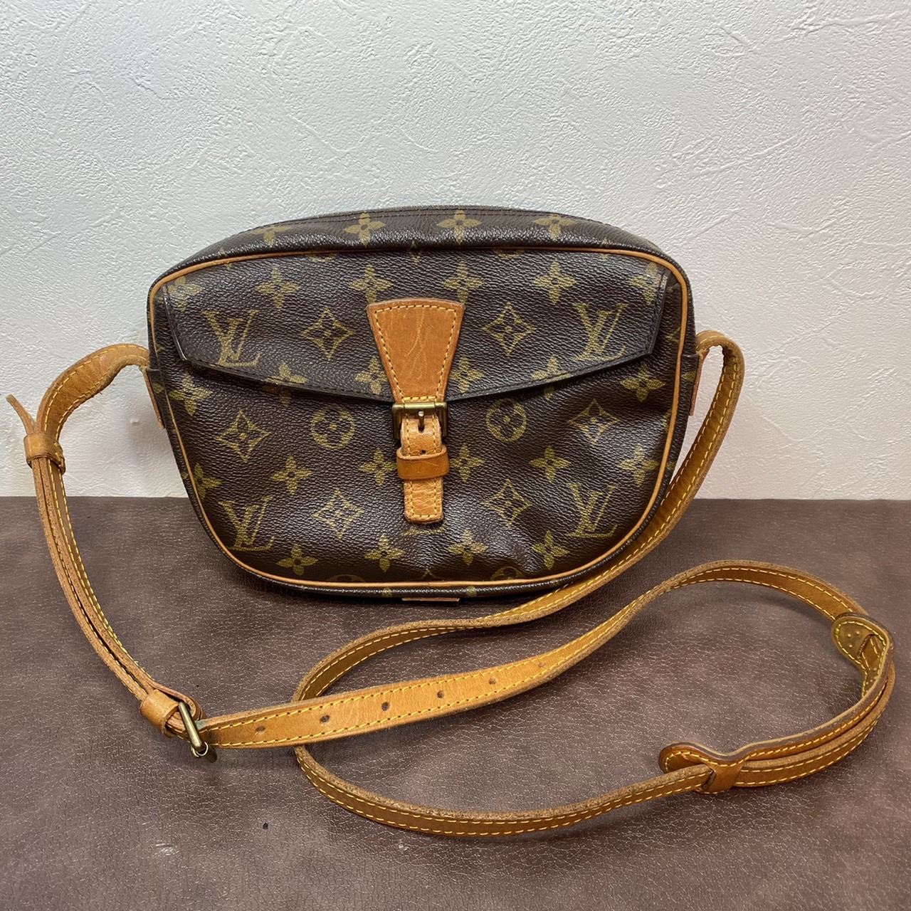 ルイヴィトン】ジュヌフィーユ ショルダーバッグ 買取価格をご紹介し