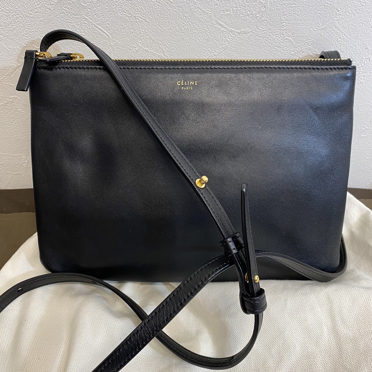 CELINE】セリーヌ 171453ETA ラージ トリオ ショルダーバッグ 買取価格