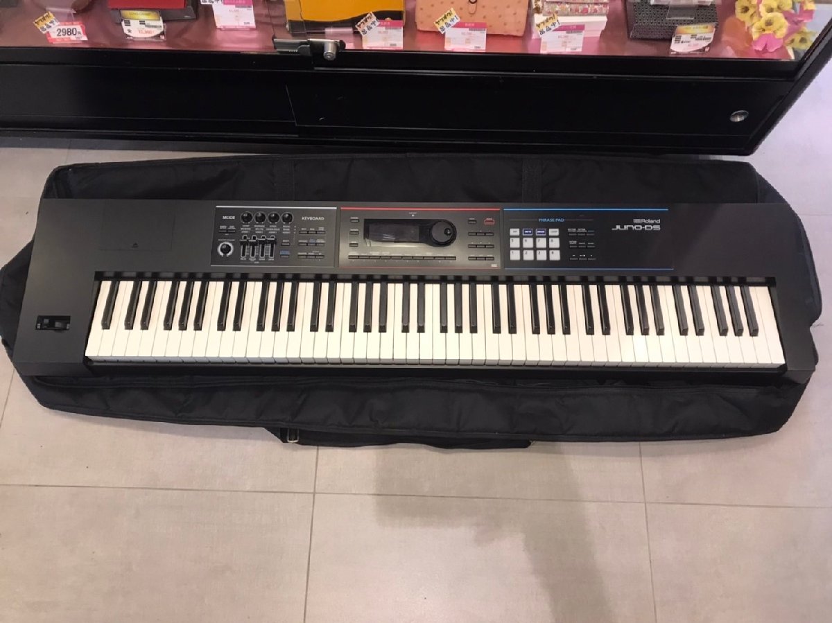 ◇美品 Roland ローランド シンセサイザー JUNO-DS 88鍵盤 ソフト