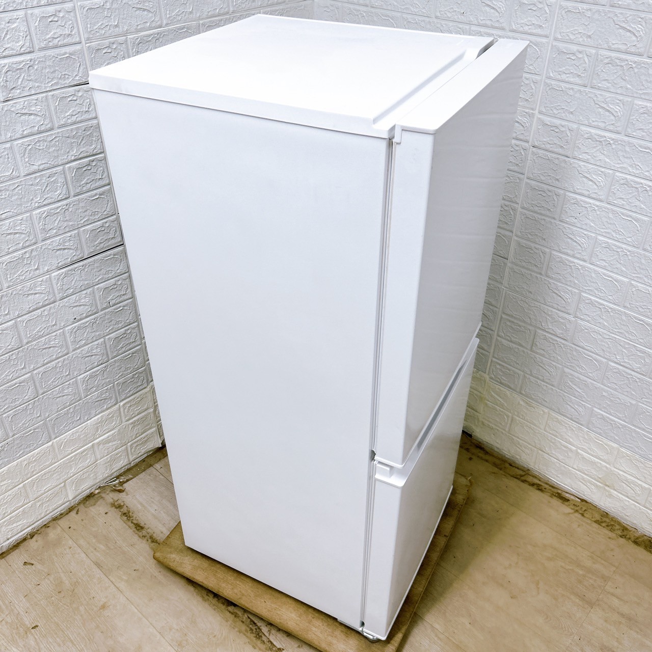 アクア AQR-14E2(W) 2023年製 135L 冷蔵庫 美品【全国発送対応】